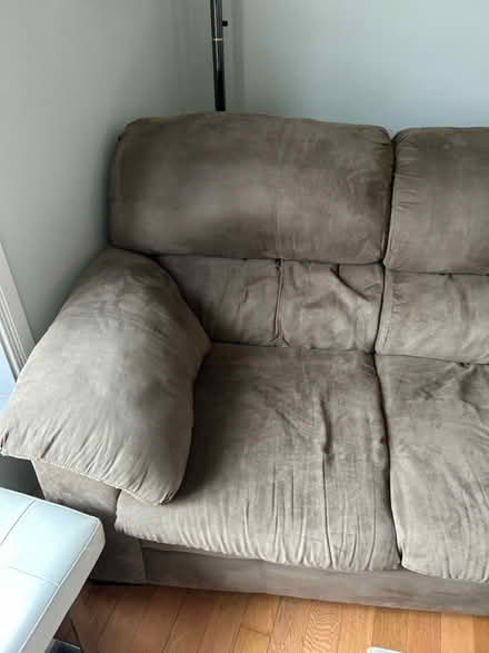 Photo of free 90 inch beige coach (Lindsay Ontario) #1