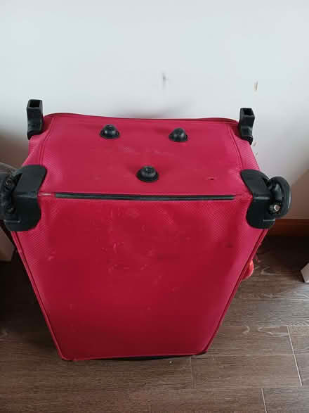 Photo of free Large suitcase (Alcester Lanes End B13) #3