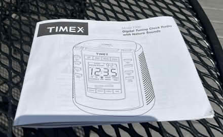 Photo of free Digital Clock Radio + Nature Sounds (Van Ness Cleveland Park metro) #2