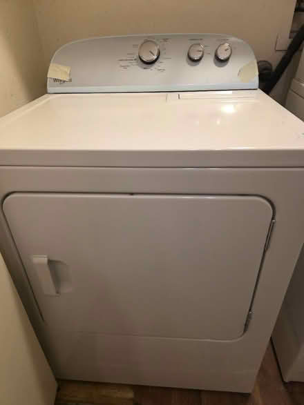 Photo of free Washer and dryer (Eubank and spain) #4