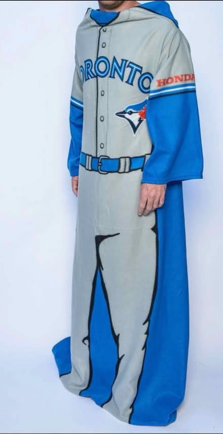 Photo of free Toronto Blue Jays wearable blanket (Erin Mills&QEW) #1