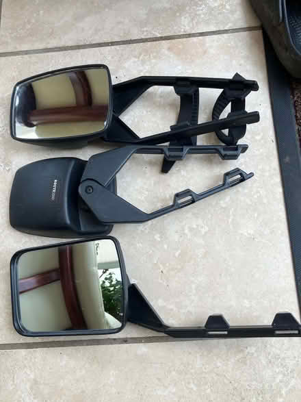 Photo of free Towing mirrors (need straps) (Clapham MK41) #1