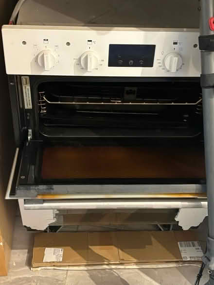 Photo of free Oven (Broadway plaza B16) #1