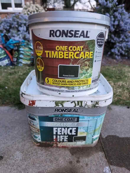 Photo of free Forest green paint (Calcot RG31) #1
