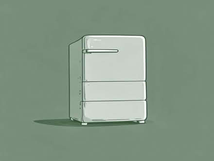 Photo of Cheap fridge freezer (Caterham on the Hill CR3) #1