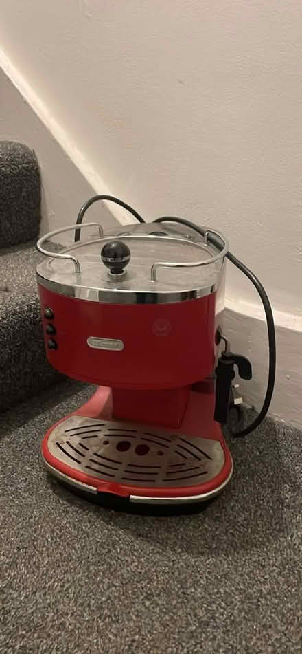 Photo of free Delonghi coffee machine (repairs) (SE15 4) #1