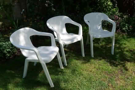 Photo of free Garden table and chairs (Charvil RG10) #2