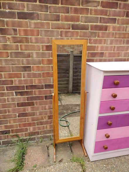 Photo of free Mirror, Freestanding, tilting (Desborough Island TW17) #1