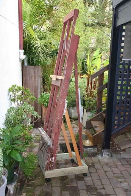 Photo of free Studio easel (Marrickville south) #2