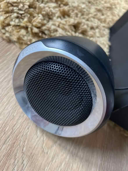 Photo of free Sony 2.1 speaker system for PC (MK4 Tattenhoe) #2