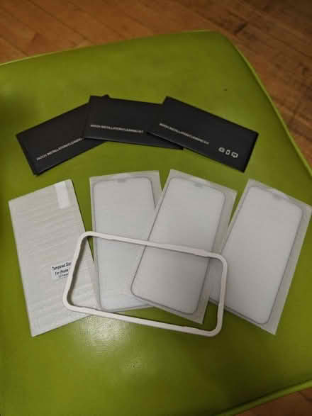 Photo of free iPhone screen protectors and case (Cabbagetown) #4