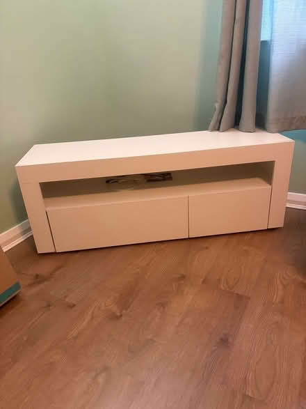 Photo of free White tv stand (Purley on Thames RG8 8TE) #1