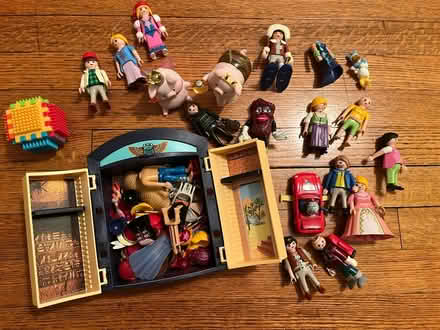 Photo of free Mix of small toys (Kensington Brooklyn) #1
