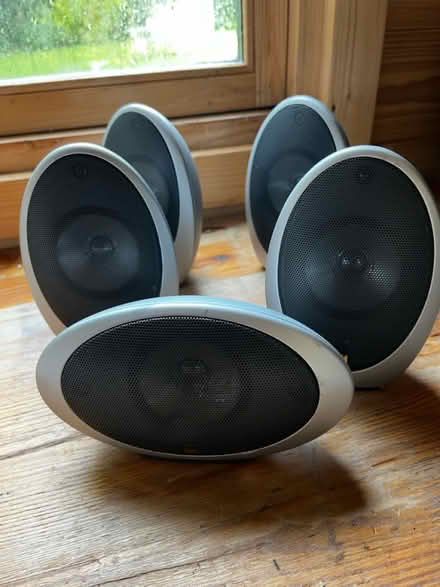 Photo of free Kef1005 surround sound loudspeakers (Waldron, East Sussex) #3
