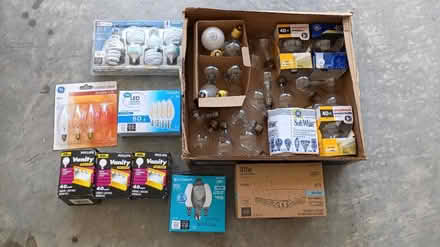 Photo of free Light bulbs, various (Villages of Rolesville) #1