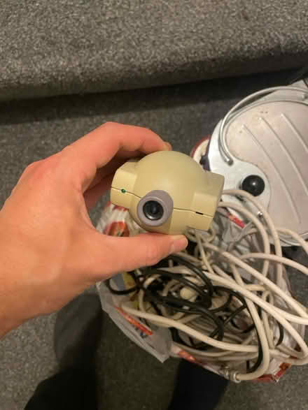 Photo of free Old webcam/computer cables (SE15 4) #4