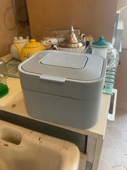 Photo of free Food bin caddy (Chingford E4) #1