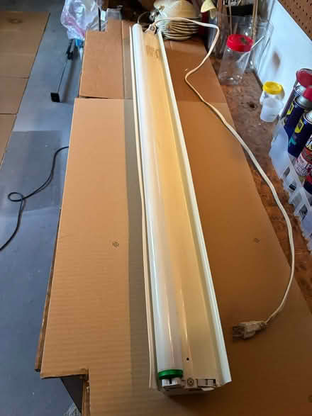 Photo of free Working 4' shop light (Pembroke Pines) #2