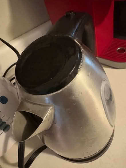 Photo of free Hamilton Beach kettle, works (L5L 5P5) #2
