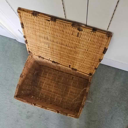 Photo of free Toy tidy/picnic hamper/laundry basket (Elmstead BR7) #3