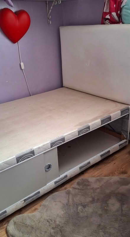 Photo of free Single storage bed (Merton SW19) #1