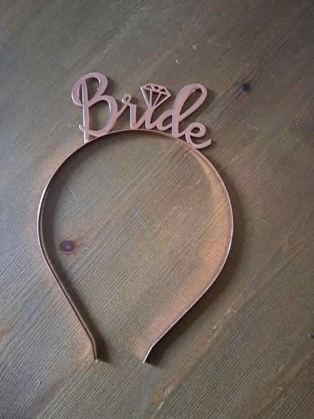 Photo of free Bride Accessory (Southwark) #2