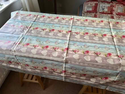Photo of free PVC table cloth (Alverstoke PO12) #2