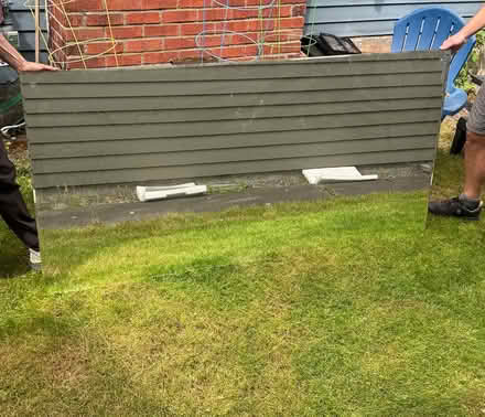 Photo of free Large mirror (Wallingford) #3