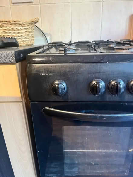 Photo of free Gas oven and cooker (SE8) #4
