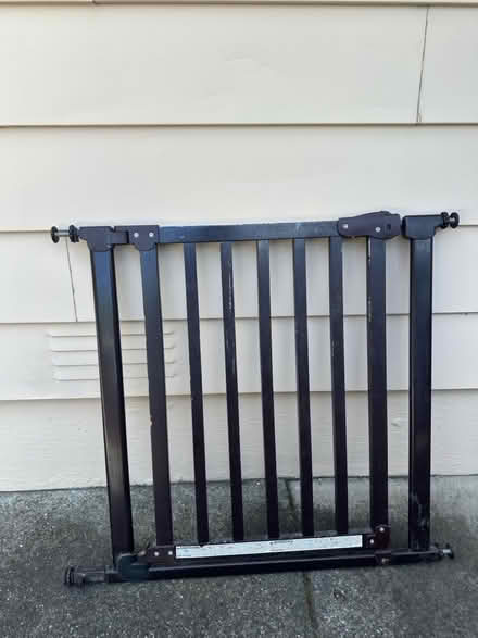 Photo of free Puppy gate (Linda Mar area, Pacifica) #1