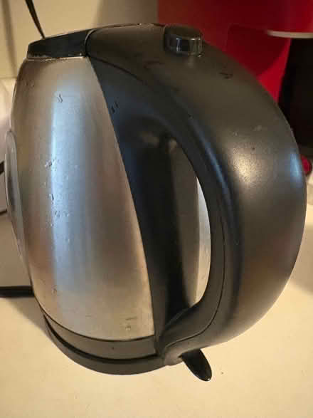 Photo of free Hamilton Beach kettle, works (L5L 5P5) #3