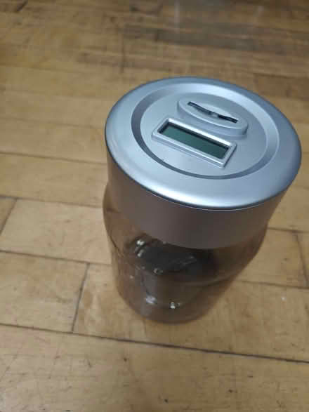 Photo of free plastic piggy bank (Cabbagetown) #1