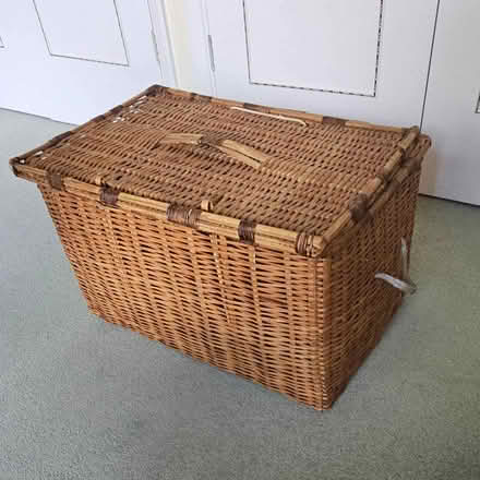 Photo of free Toy tidy/picnic hamper/laundry basket (Elmstead BR7) #1