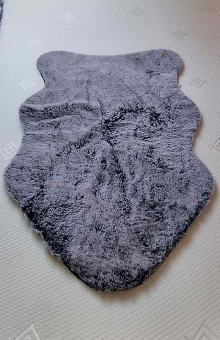 Photo of free Small grey rug (Oswestry SY11) #1