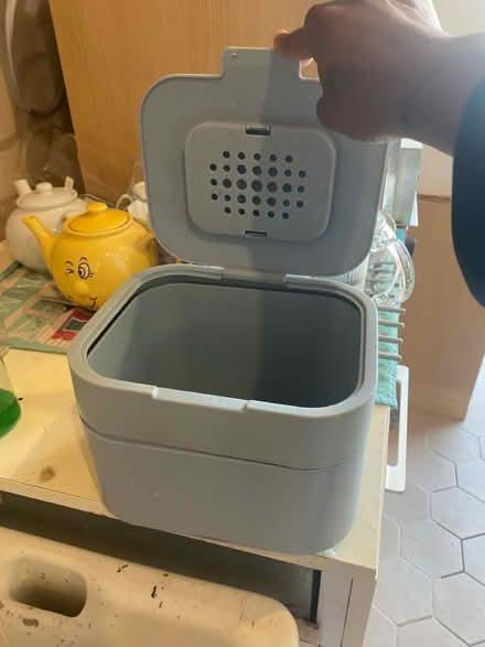 Photo of free Food bin caddy (Chingford E4) #2