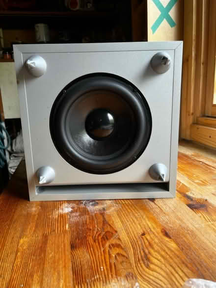 Photo of free Kef1005 surround sound loudspeakers (Waldron, East Sussex) #2