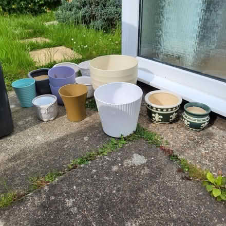 Photo of free 14 plant pots (Oxlease AL10) #1