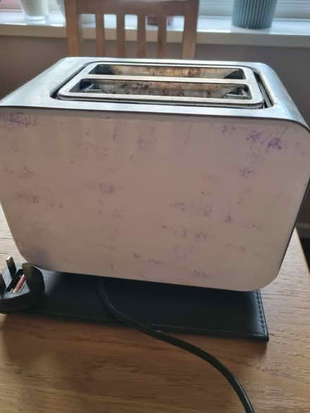 Photo of free Toaster (SE20) #2