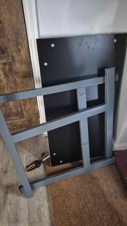 Photo of free Desk (Downham BR1) #2
