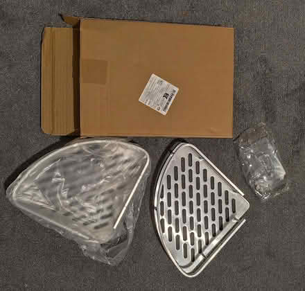 Photo of free two new bathroom shelves (East Acton W12) #1
