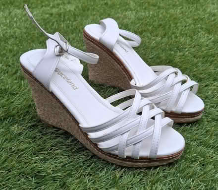 Photo of free Womens white wedge sandals size 4 (Boughton Monchelsea ME17) #2