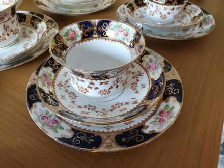 Photo of free Vintage 1920's twelve piece tea set (Shenfield CM15) #2