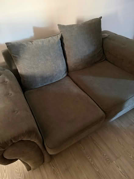 Photo of free 2 seater grey chesterfield sofa (Margate CT9) #2