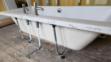 Photo of free Bath and taps (Ditchling Rise, BN1) #4