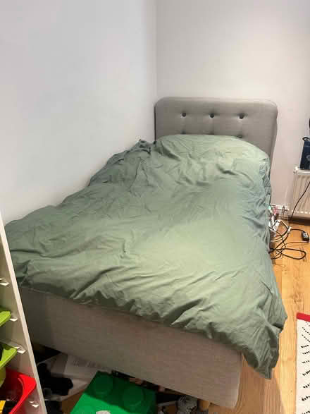Photo of free Two Single Beds (Ravenscourt Park W6) #2
