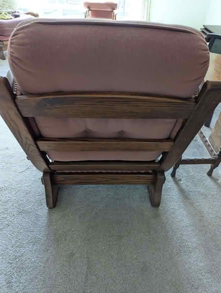 Photo of free solid oak frame dusty pink cushions. (Albrighton WV7) #4