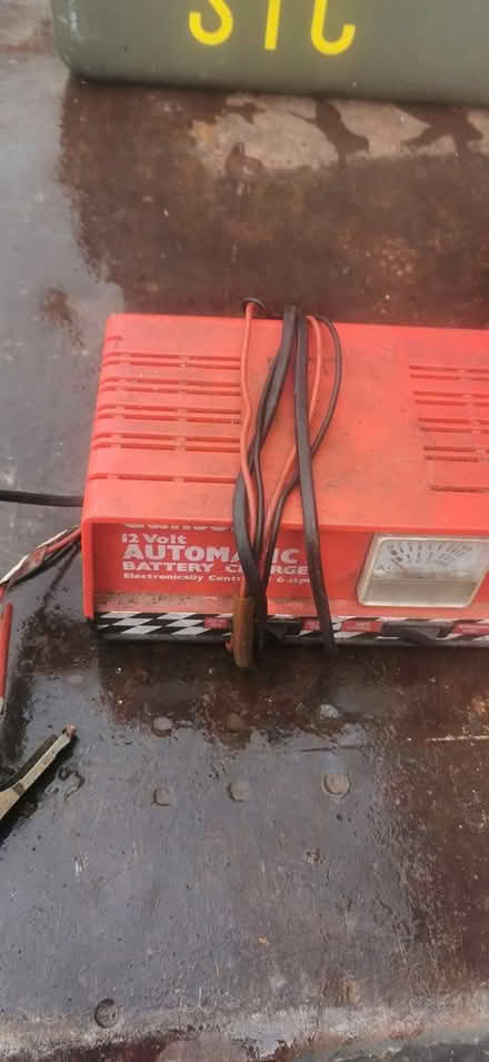 Photo of free Battery Charger (Parkstone BH14) #2