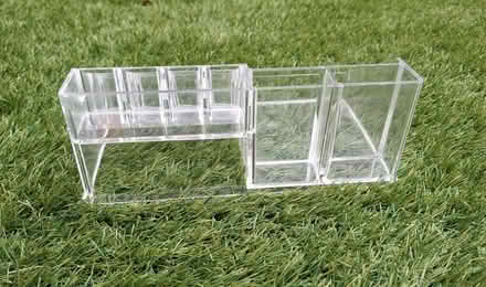 Photo of free Cosmetics storage stand / holder (Boughton Monchelsea ME17) #4