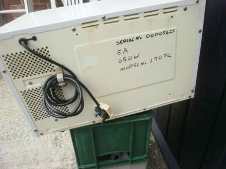 Photo of free Microwave (Uckfield TN22) #4