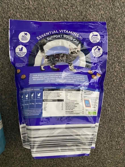 Photo of free 2 bags of dry cat food (Woodseats S8) #3